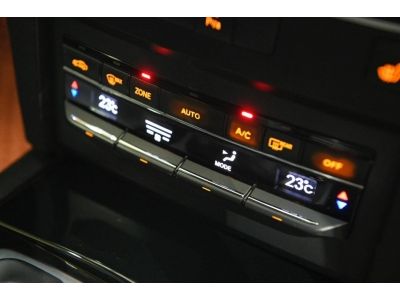 Mercedez-benz E250 Coupe AMG 2011 รูปที่ 10